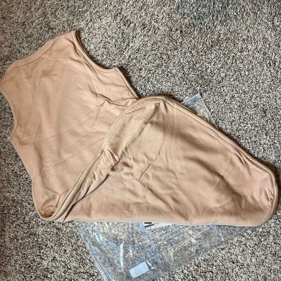 NEW Goumi Kids Slumber Sleepbag Sandstone SZ 0-3mo Newborn Baby Bamboo Sleepsack - Picture 2 of 3